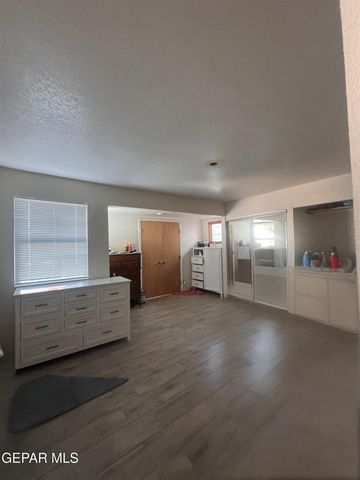 168 N CEBADA Street, El Paso, TX 79905