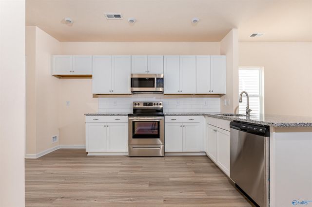 1126 Tanger Glen Trail NW, Harvest, AL 35749