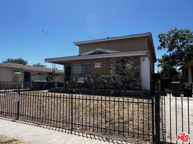 9111 S Baring Cross Street, Los Angeles, CA 90044