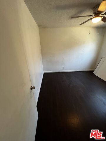 9111 S Baring Cross Street, Los Angeles, CA 90044
