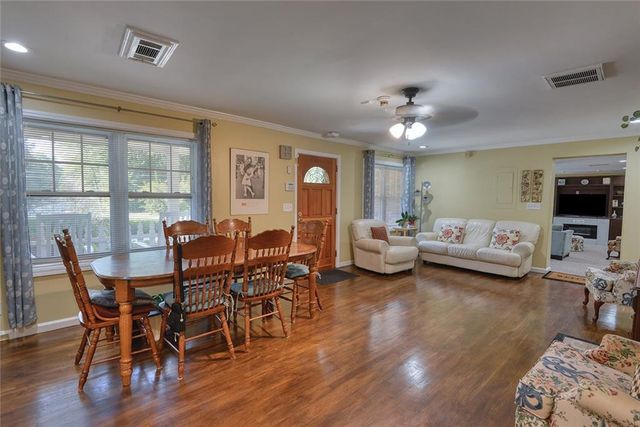 3605 Shallowford Road, Marietta, GA 30062