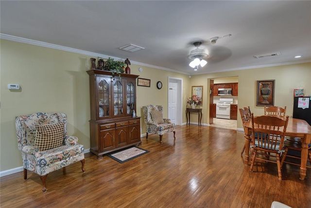 3605 Shallowford Road, Marietta, GA 30062