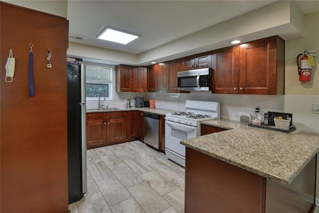 3605 Shallowford Road, Marietta, GA 30062