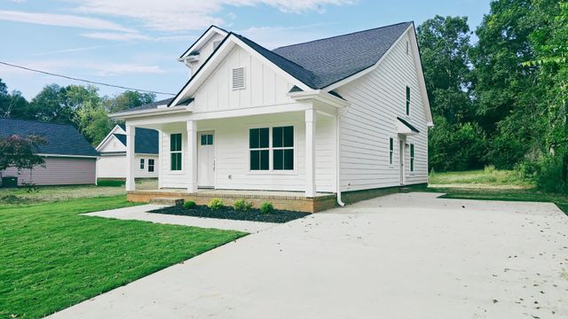 345 Carney Street, Spartanburg, SC 29333