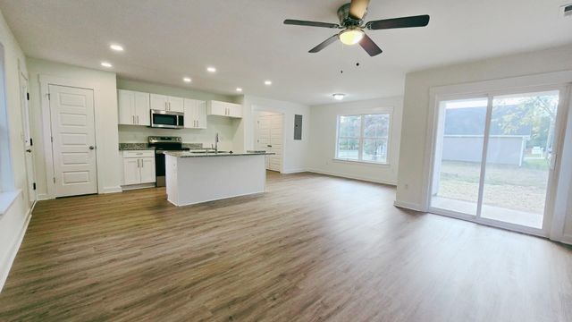 345 Carney Street, Spartanburg, SC 29333