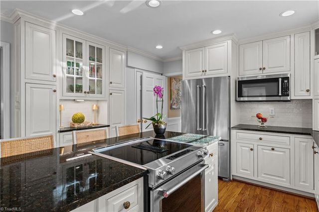 609 Elmwood Drive, Greensboro, NC 27408