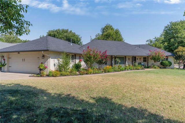 10001 Harvest Hills Road, Oklahoma City, OK 73162