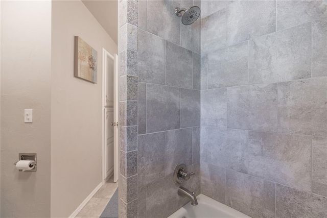 10001 Harvest Hills Road, Oklahoma City, OK 73162