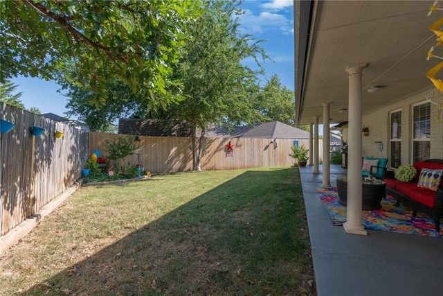 10001 Harvest Hills Road, Oklahoma City, OK 73162