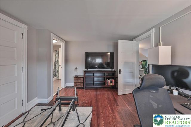 1635 West Pennsylvania Street, South Whitehall Twp, PA 18102