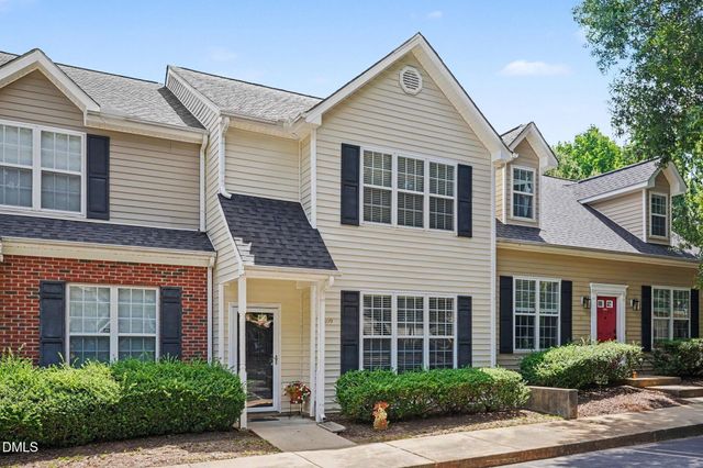 809 Rothshire Court, Raleigh, NC 27615