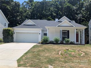 8240 Chatham Oaks Drive, Concord, NC 28027