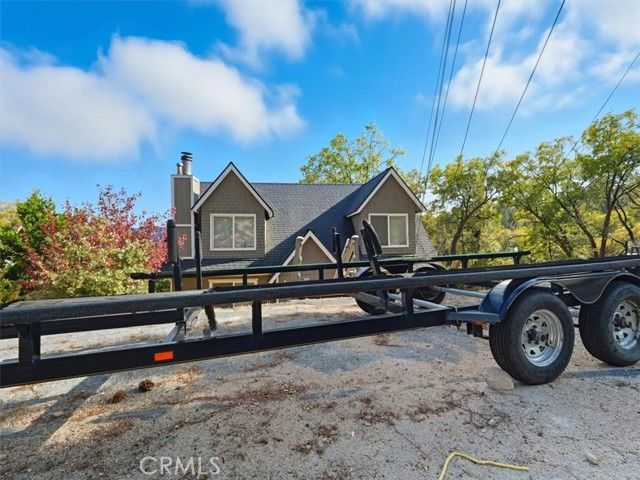 971 Nadelhorn Drive, Lake Arrowhead, CA 92352