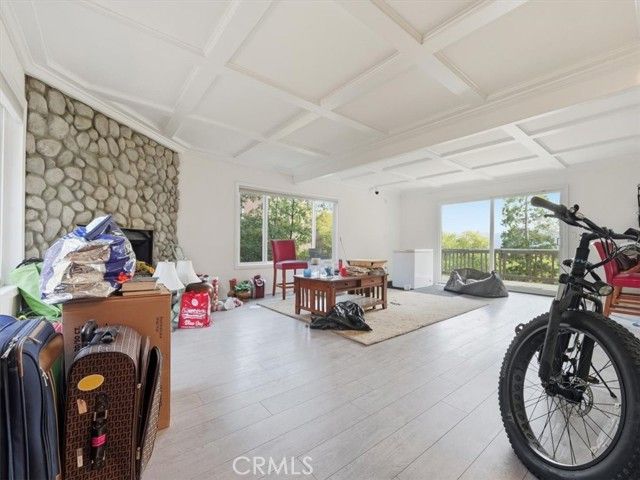 971 Nadelhorn Drive, Lake Arrowhead, CA 92352