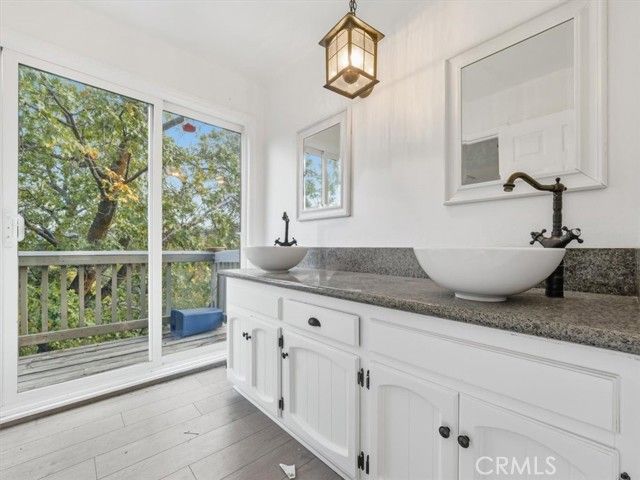 971 Nadelhorn Drive, Lake Arrowhead, CA 92352