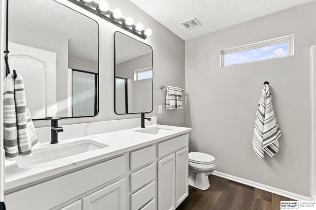14222 Iowa Street, Omaha, NE 68142