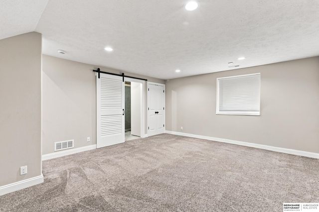 14222 Iowa Street, Omaha, NE 68142