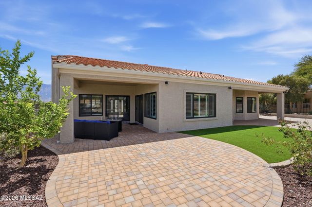 14689 N Windshade Drive, Oro Valley, AZ 85755