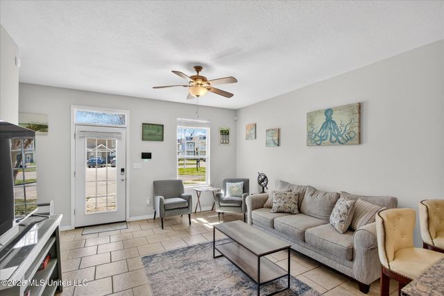 1283 Century Oaks Drive, B, Gulfport, MS 39507