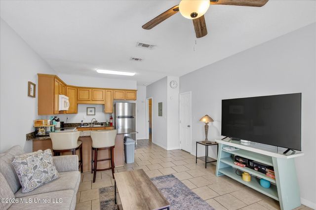 1283 Century Oaks Drive, B, Gulfport, MS 39507