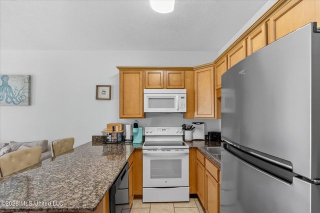 1283 Century Oaks Drive, B, Gulfport, MS 39507