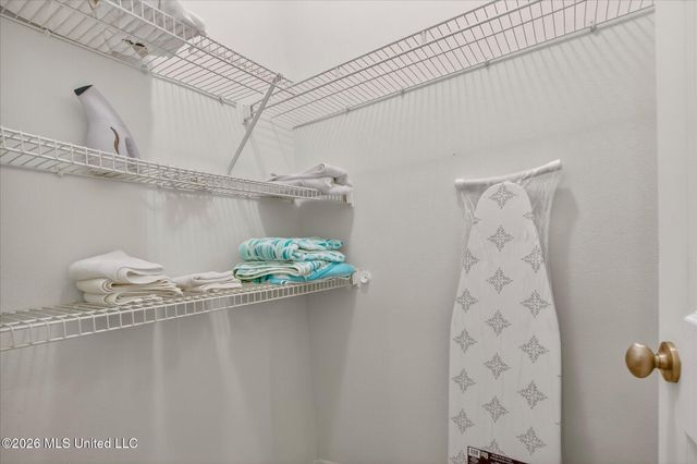 1283 Century Oaks Drive, B, Gulfport, MS 39507