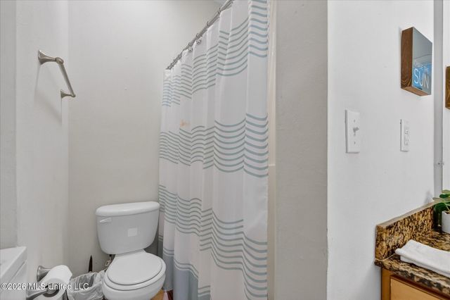 1283 Century Oaks Drive, B, Gulfport, MS 39507