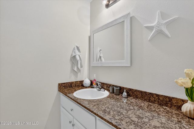 1283 Century Oaks Drive, B, Gulfport, MS 39507