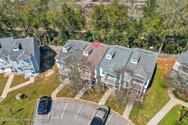 1283 Century Oaks Drive, B, Gulfport, MS 39507