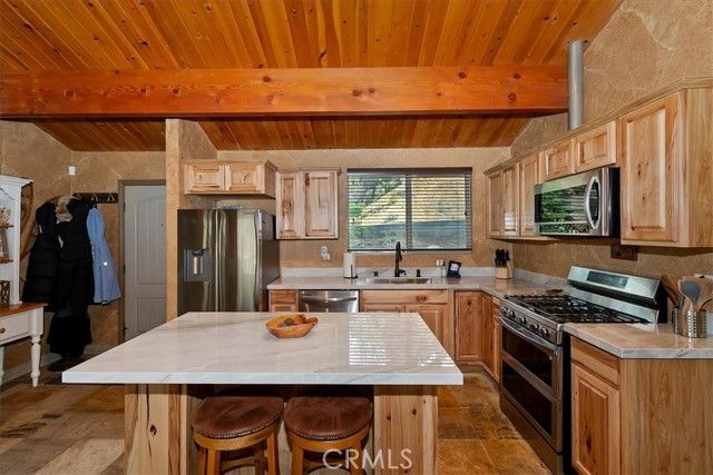 43335 Bow Canyon, Big Bear Lake, CA 92315