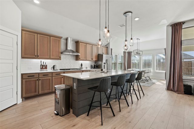 452 leopold, Waxahachie, TX 75165