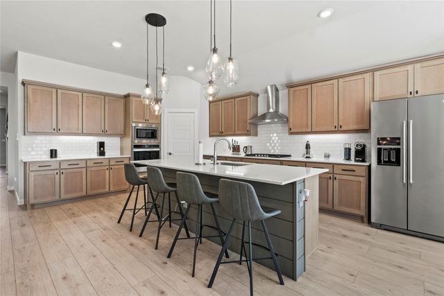 452 leopold, Waxahachie, TX 75165