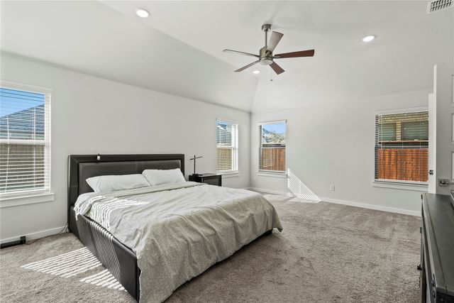 452 leopold, Waxahachie, TX 75165