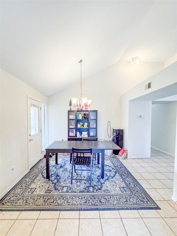 1602 Autumn Breeze Lane, Lewisville, TX 75077