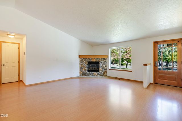 61357 Whitetail Street, Bend, OR 97702