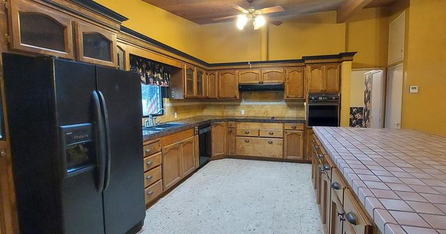 1041 Ruth Ave, Yuba City, CA 95993