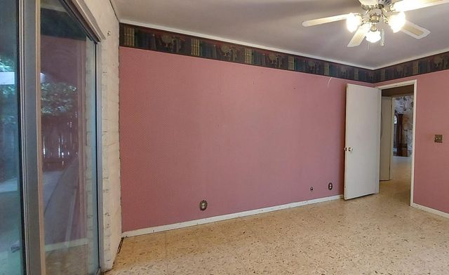 1041 Ruth Ave, Yuba City, CA 95993