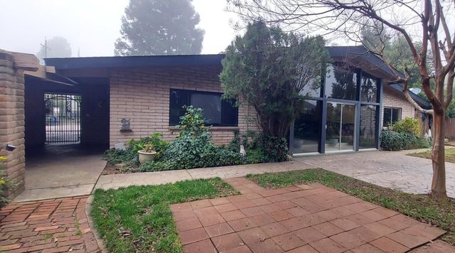 1041 Ruth Ave, Yuba City, CA 95993