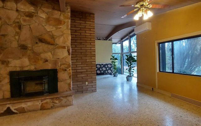 1041 Ruth Ave, Yuba City, CA 95993