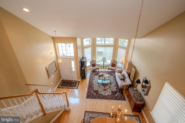 9 COPERNICUS CT, Cranbury, NJ 08512