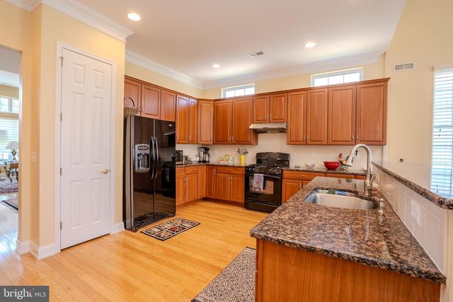 9 COPERNICUS CT, Cranbury, NJ 08512