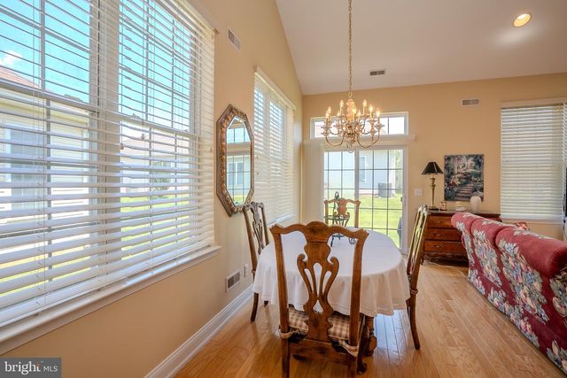 9 COPERNICUS CT, Cranbury, NJ 08512