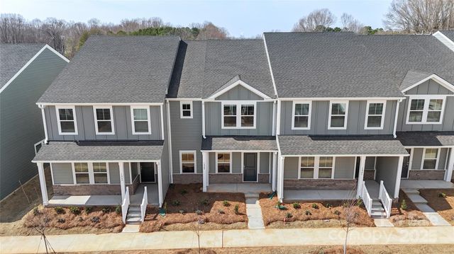 104 Ciara Place B, Mooresville, NC 28117