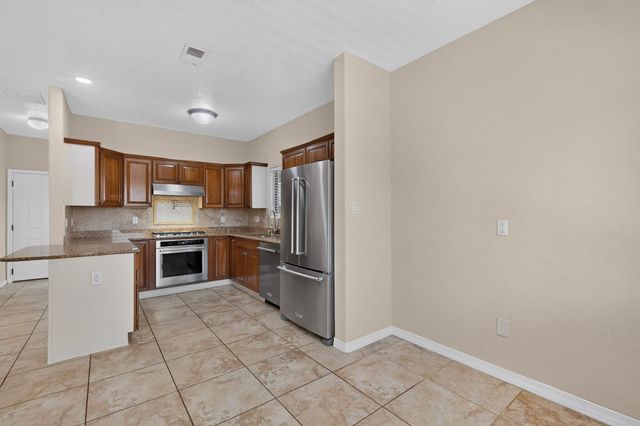 5215 Newberry Way NW, Albuquerque, NM 87120