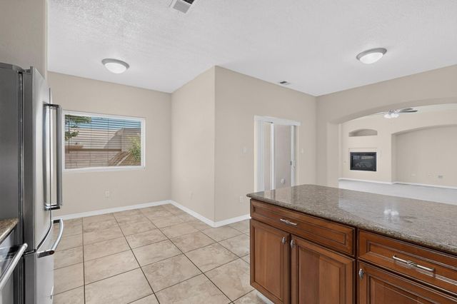 5215 Newberry Way NW, Albuquerque, NM 87120