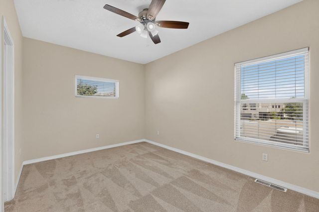 5215 Newberry Way NW, Albuquerque, NM 87120