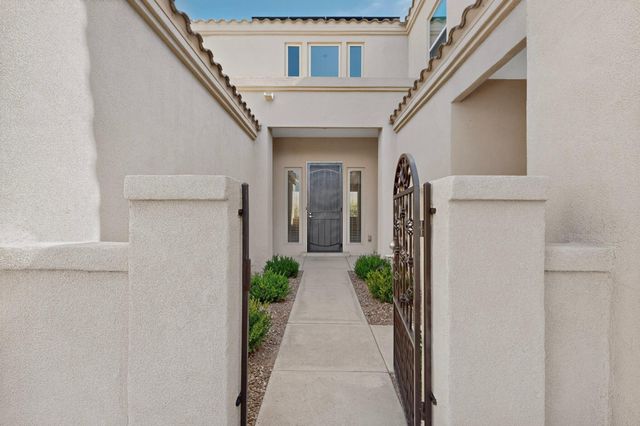 5215 Newberry Way NW, Albuquerque, NM 87120
