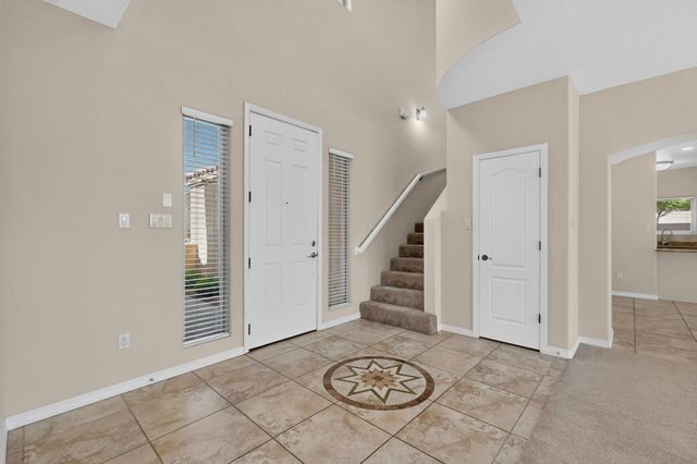 5215 Newberry Way NW, Albuquerque, NM 87120