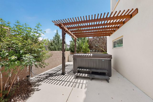5215 Newberry Way NW, Albuquerque, NM 87120