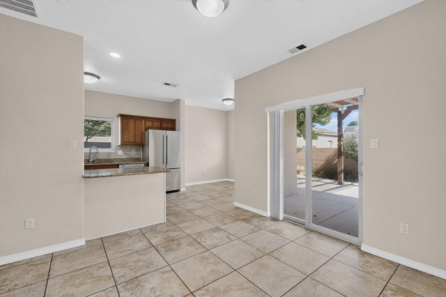 5215 Newberry Way NW, Albuquerque, NM 87120